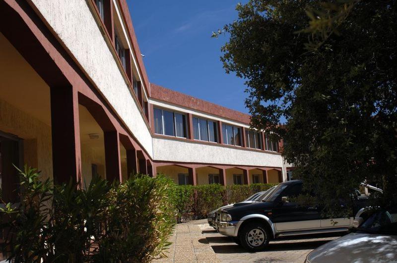 Hotel Le Lagon Rochefort-du-Gard Eksteriør bilde