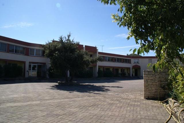 Hotel Le Lagon Rochefort-du-Gard Eksteriør bilde